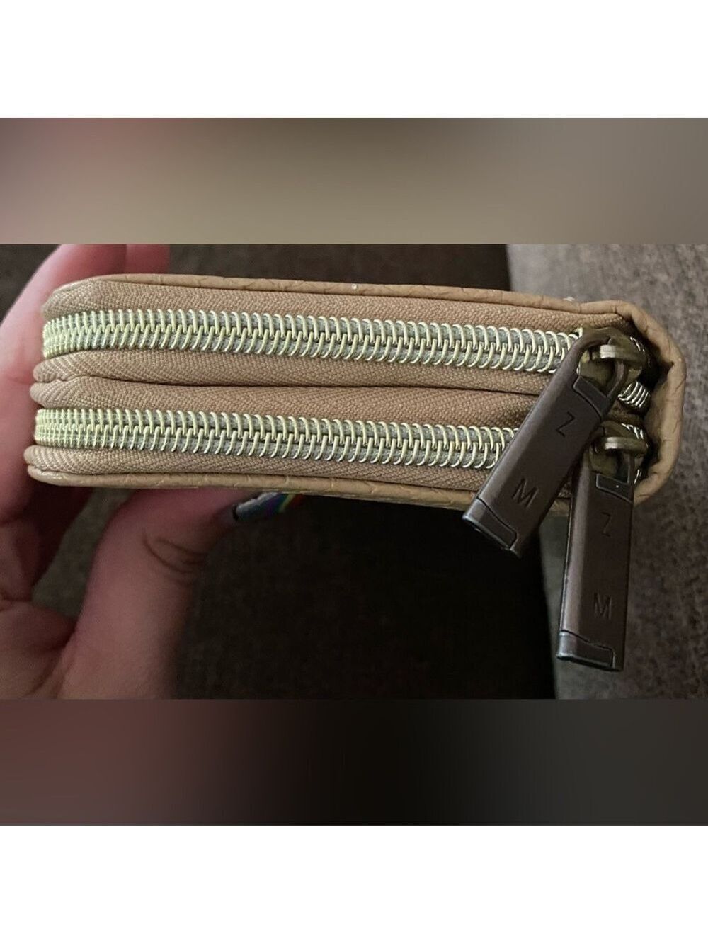 Steve Madden Python Beige Wallet - Picture 6 of 16